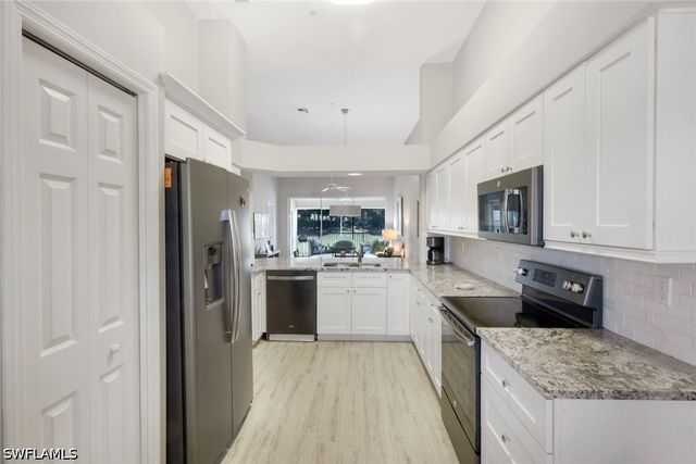 2235 Chesterbrook CT 203, Naples, FL 34109
