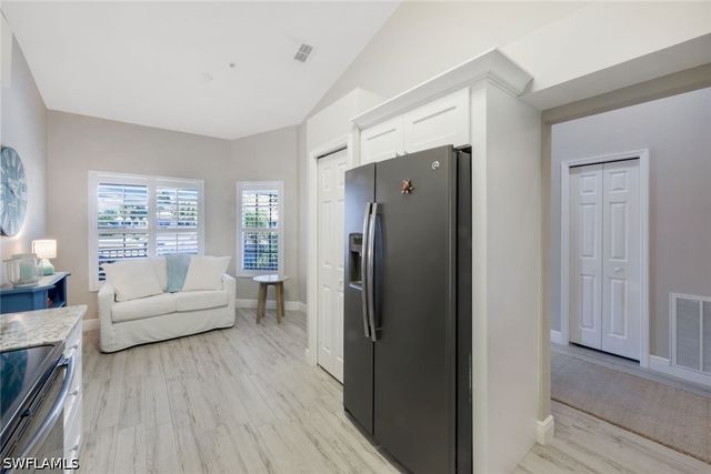 2235 Chesterbrook CT 203, Naples, FL 34109