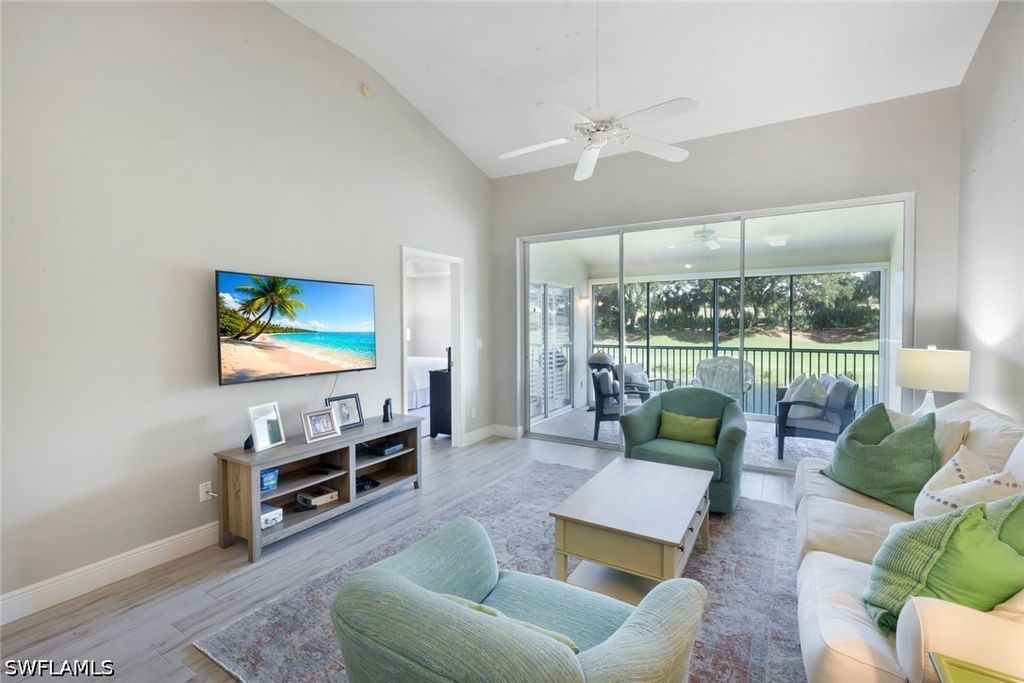 2235 Chesterbrook CT 203, Naples, FL 34109