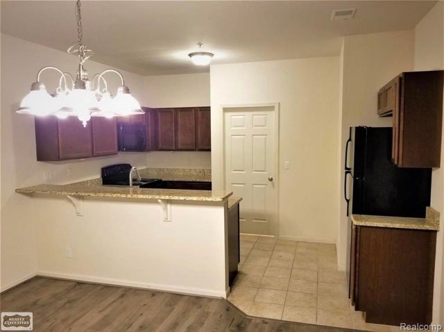 25849 Maritime Circle, Harrison Twp, MI 48045
