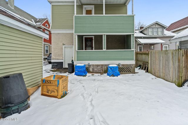 154 Elmer Avenue, Schenectady, NY 12308