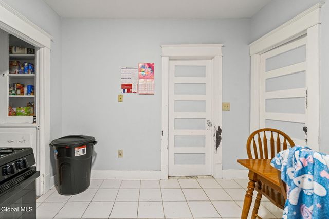 154 Elmer Avenue, Schenectady, NY 12308