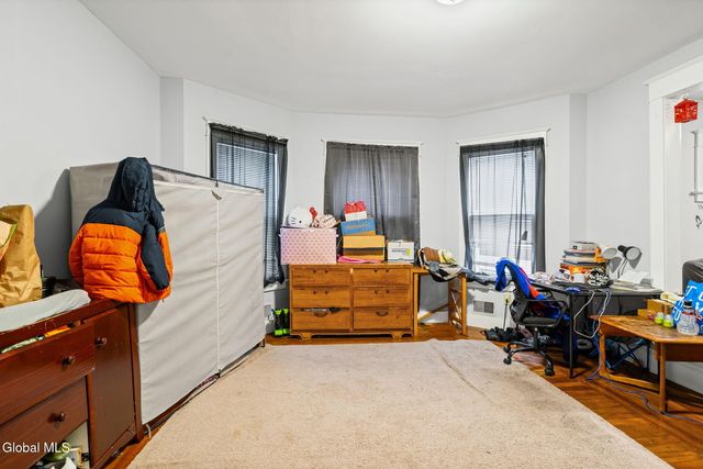 154 Elmer Avenue, Schenectady, NY 12308