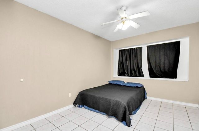 712 Meadowick Drive, Baytown, TX 77521