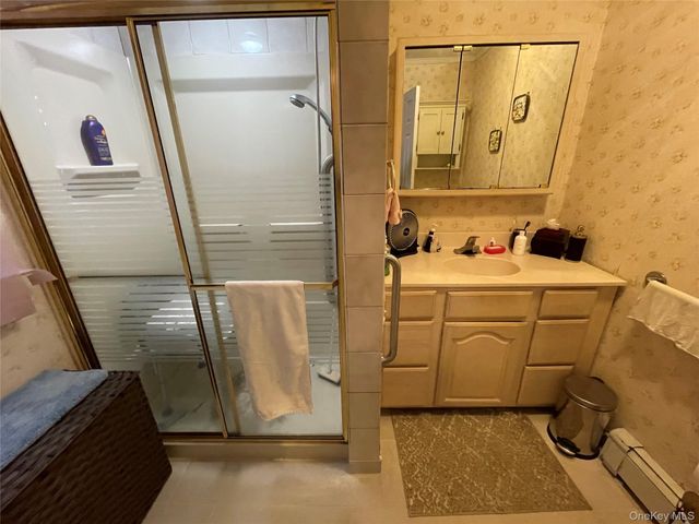 1286 America Avenue, West Babylon, NY 11704