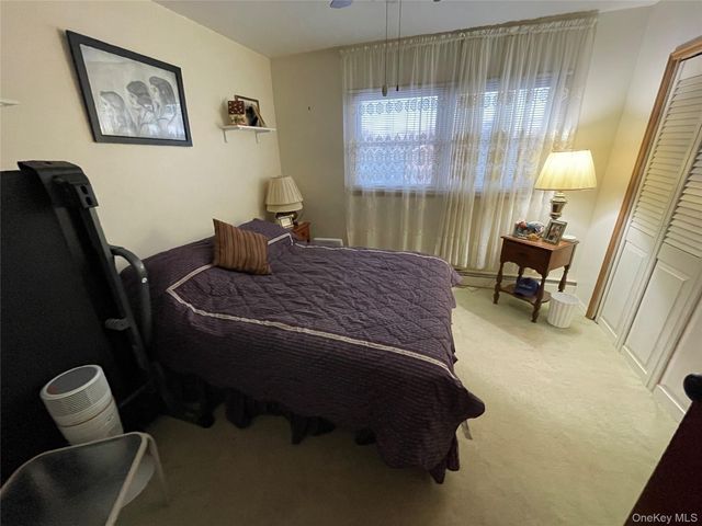 1286 America Avenue, West Babylon, NY 11704