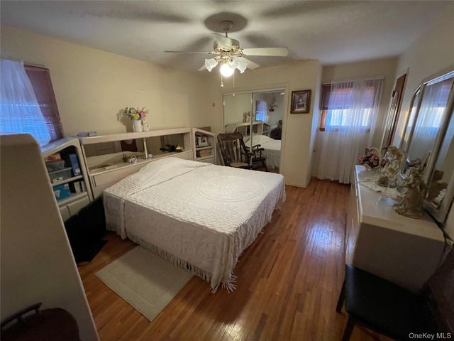 1286 America Avenue, West Babylon, NY 11704