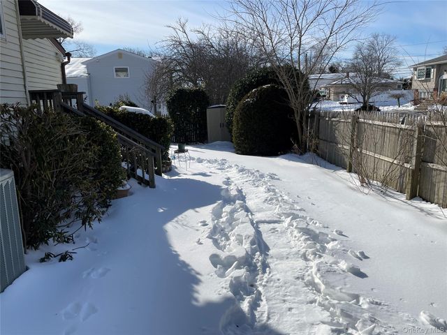 1286 America Avenue, West Babylon, NY 11704