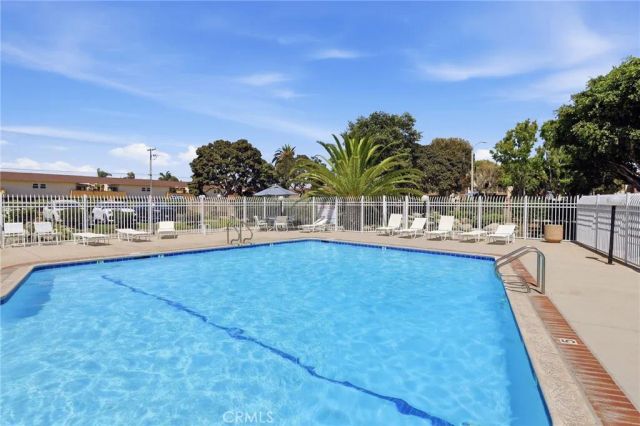 16512 Blackbeard 305, Huntington Beach, CA 92649