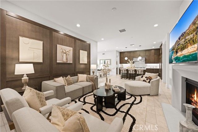 65 Glacier, Irvine, CA 92602