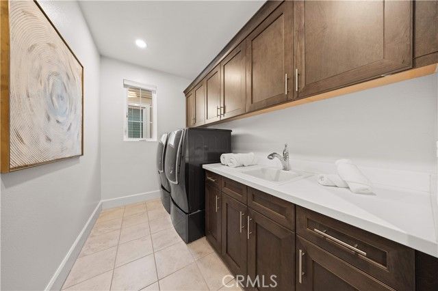 65 Glacier, Irvine, CA 92602