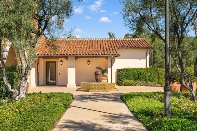 65 Glacier, Irvine, CA 92602