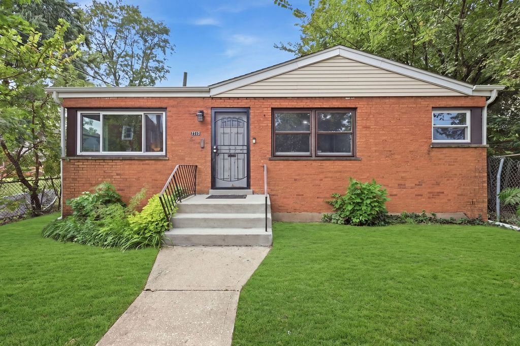 9810 S Loomis Street, Chicago, IL 60643 — exterior