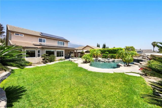 904 Pineridge St, Upland, CA 91784