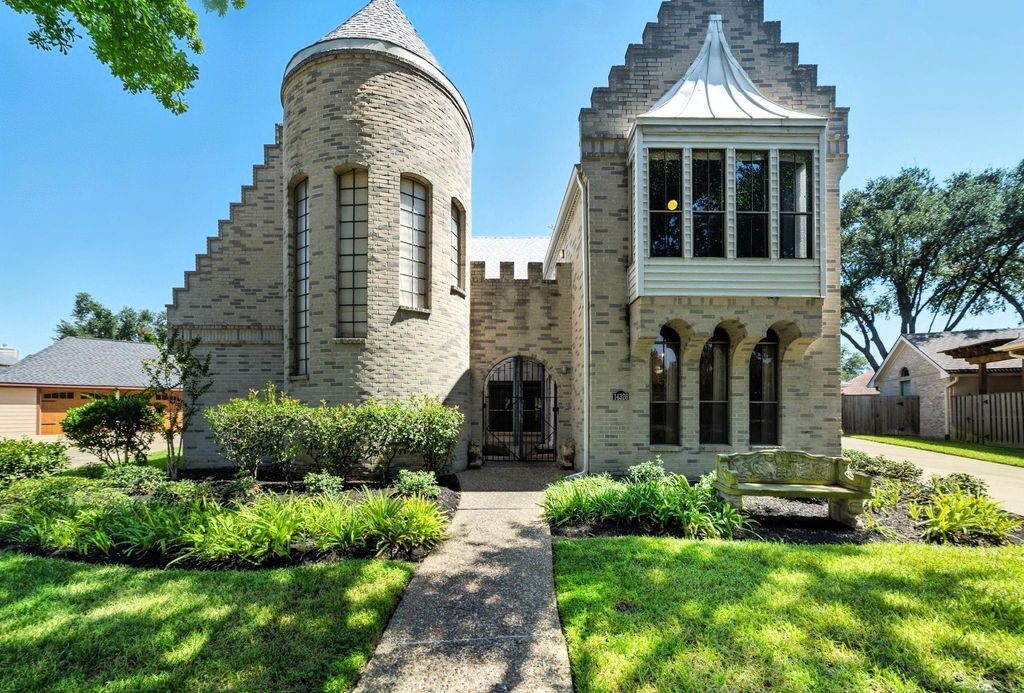 14326 Islandwoods Drive, Houston, TX 77095