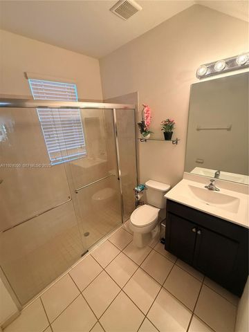 3736 NE 2nd Street, Homestead, FL 33033