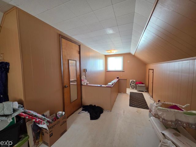 23400 Deziel Street, Saint Clair Shores, MI 48082