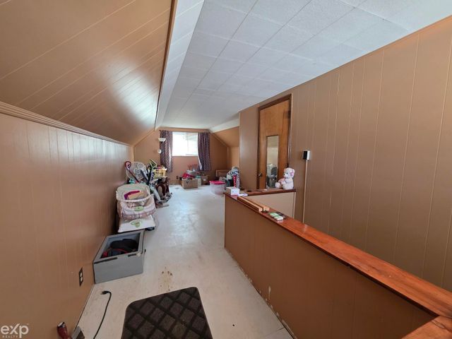 23400 Deziel Street, Saint Clair Shores, MI 48082