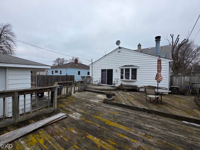 23400 Deziel Street, Saint Clair Shores, MI 48082