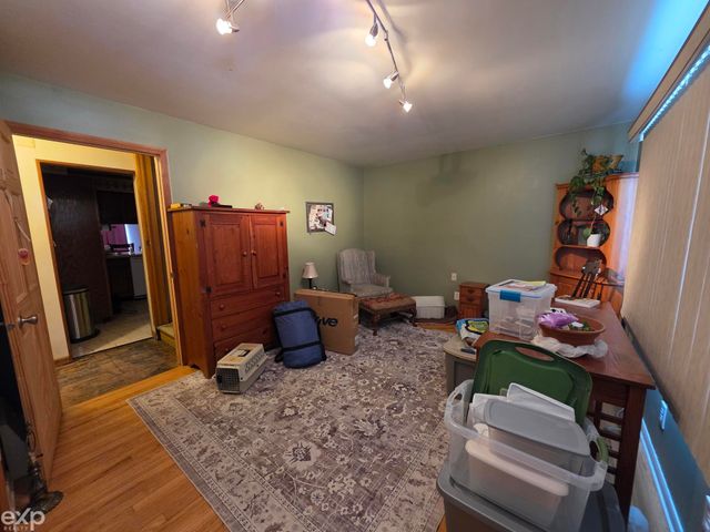 23400 Deziel Street, Saint Clair Shores, MI 48082