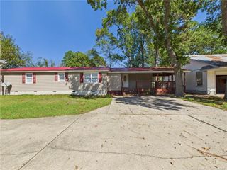 2597 Pinecrest Drive, Fayetteville, NC 28306
