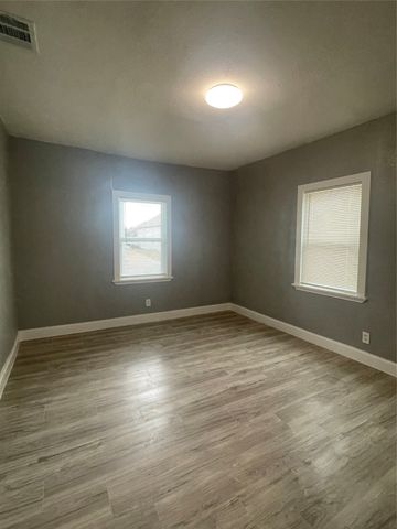 603 Wyatt Street, Waxahachie, TX 75165