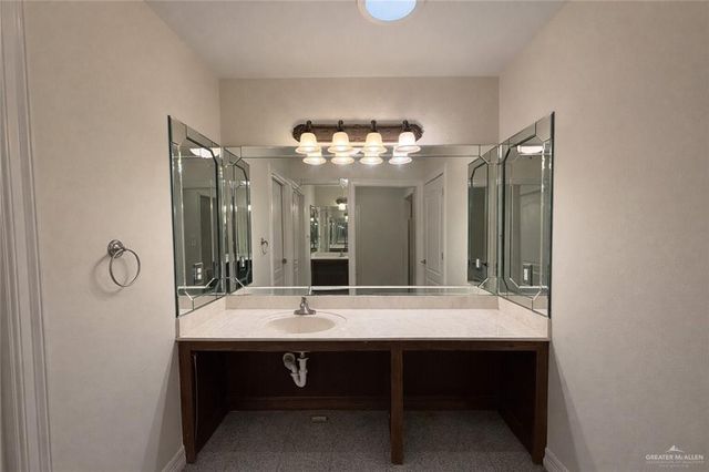 4701 Date Palm Avenue, Mcallen, TX 78501