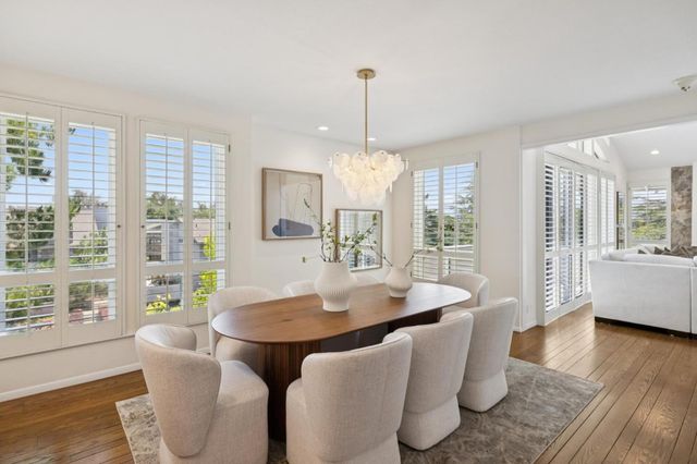 28 Mansion Court 727, Menlo Park, CA 94025