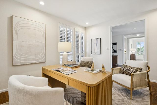 28 Mansion Court 727, Menlo Park, CA 94025