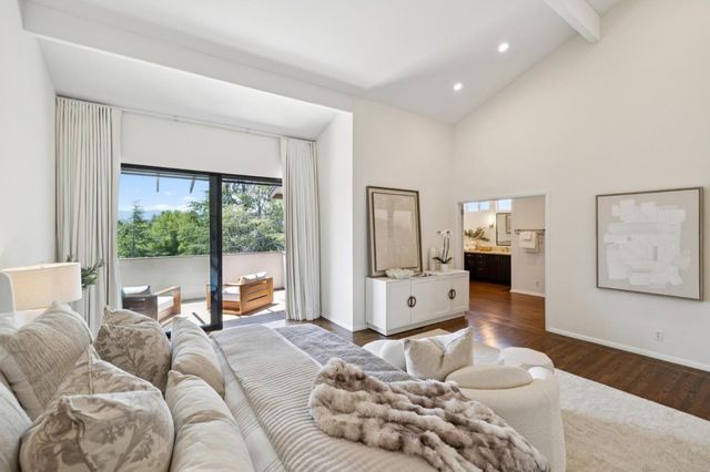 28 Mansion Court 727, Menlo Park, CA 94025