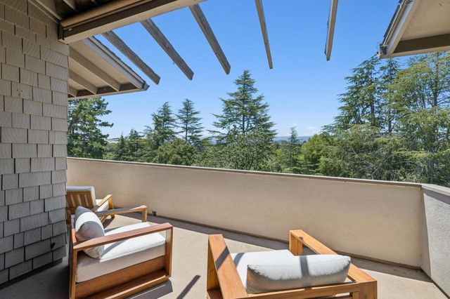 28 Mansion Court 727, Menlo Park, CA 94025