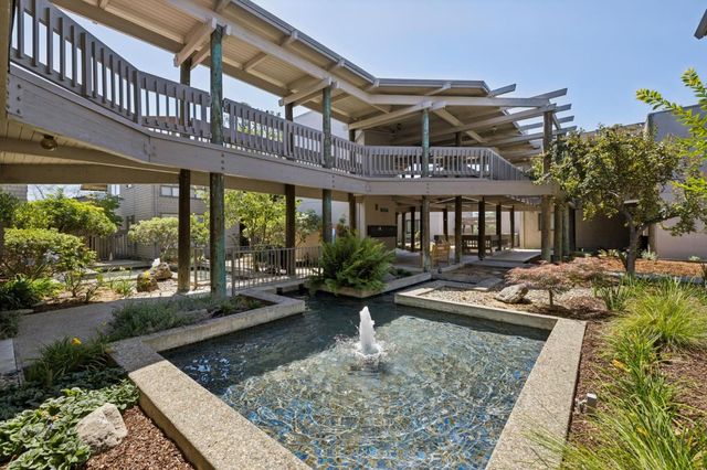 28 Mansion Court 727, Menlo Park, CA 94025