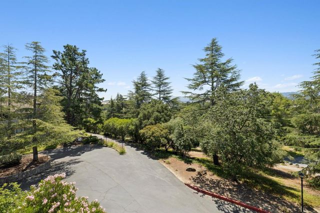 28 Mansion Court 727, Menlo Park, CA 94025