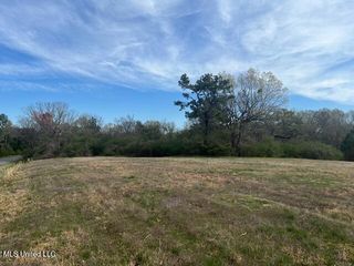 Crockett Road, Senatobia, MS 38668