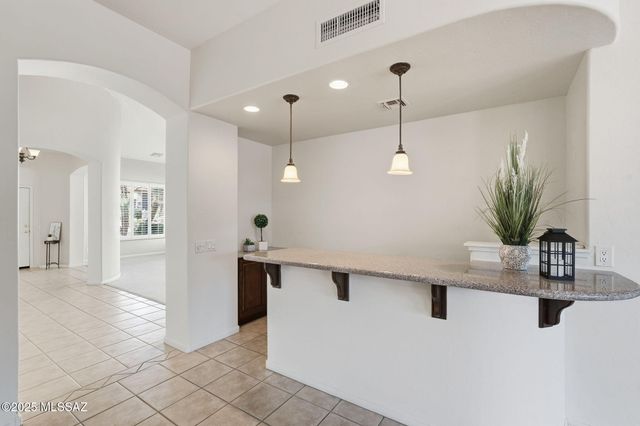 37303 S Vista Park Drive, Saddlebrooke, AZ 85739