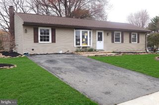 26 S HERBEIN DR, Topton, PA 19562