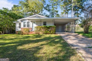 202 S Chilton Cresent, Lagrange, GA 30240