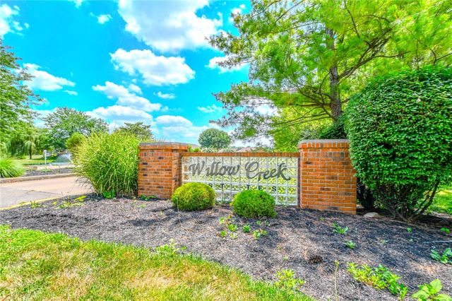 6700 Willow Creek Drive, Huber Heights, OH 45424