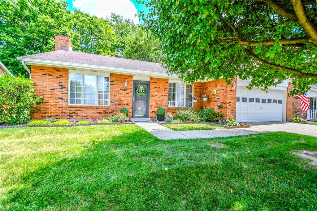 6700 Willow Creek Drive, Huber Heights, OH 45424
