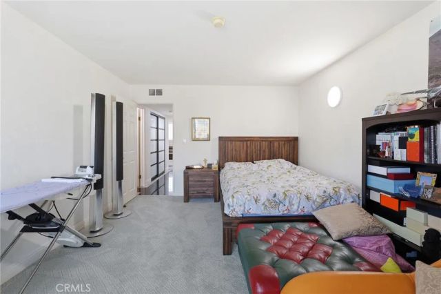 429 N Oakhurst Drive 301, Beverly Hills, CA 90210