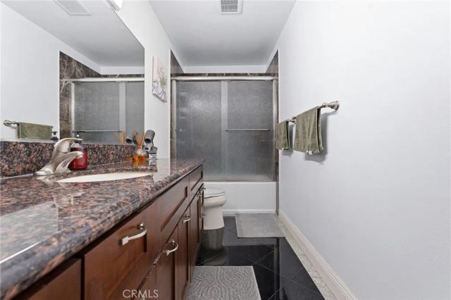 429 N Oakhurst Drive 301, Beverly Hills, CA 90210