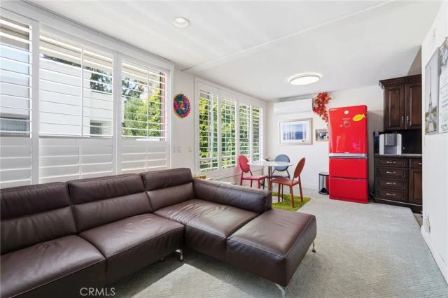 429 N Oakhurst Drive 301, Beverly Hills, CA 90210
