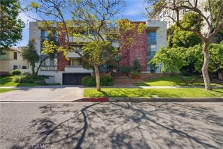 429 N Oakhurst Drive 301, Beverly Hills, CA 90210