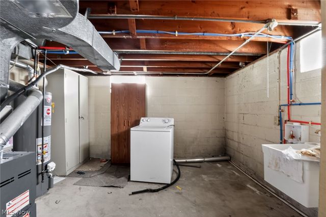 1420 Tampa Avenue, Cleveland, OH 44109