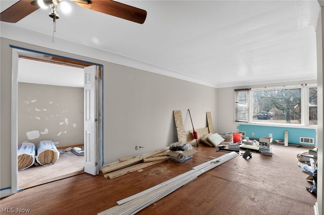 1420 Tampa Avenue, Cleveland, OH 44109