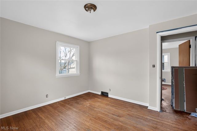 1420 Tampa Avenue, Cleveland, OH 44109