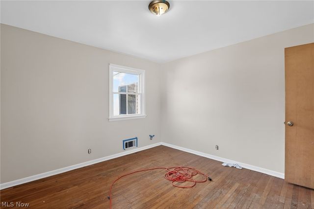 1420 Tampa Avenue, Cleveland, OH 44109