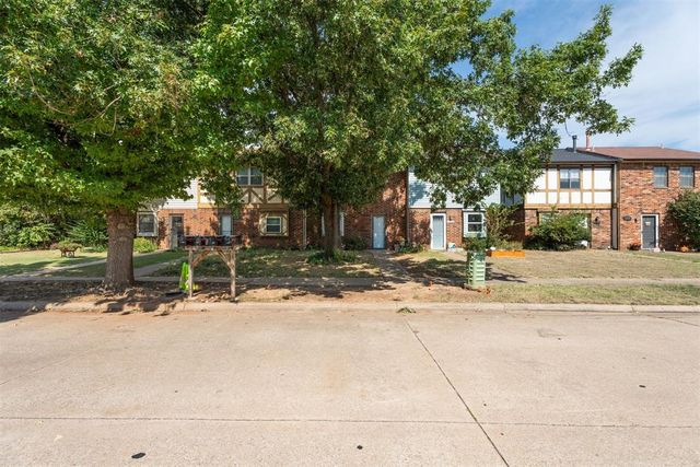 2361 Heatherfield Lane, Norman, OK 73071