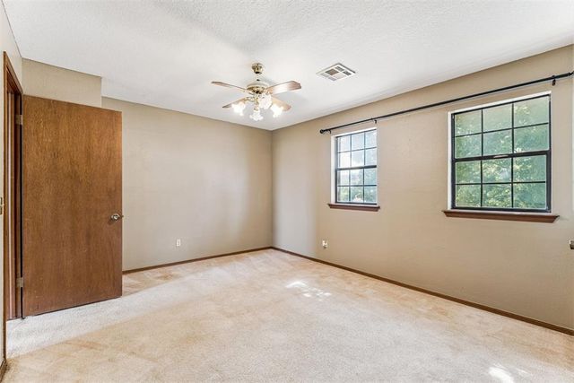 2361 Heatherfield Lane, Norman, OK 73071