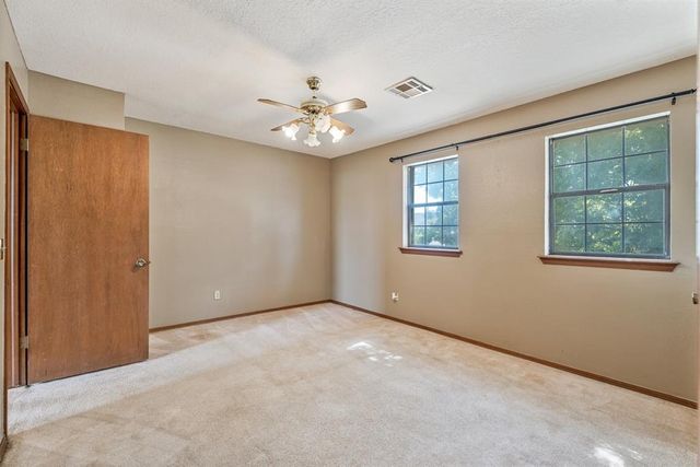 2361 Heatherfield Lane, Norman, OK 73071